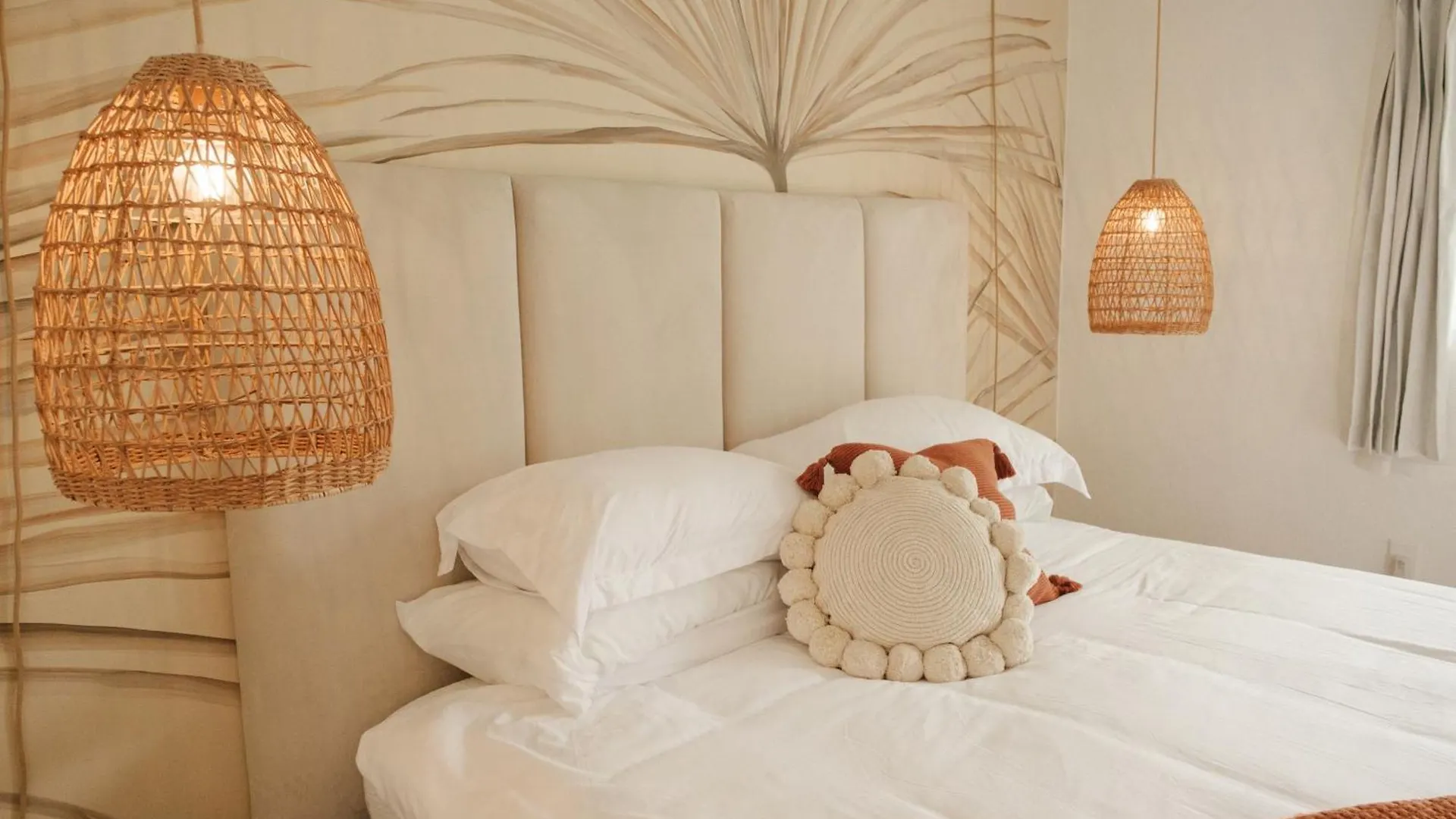 The Maya Hotel Palm Springs