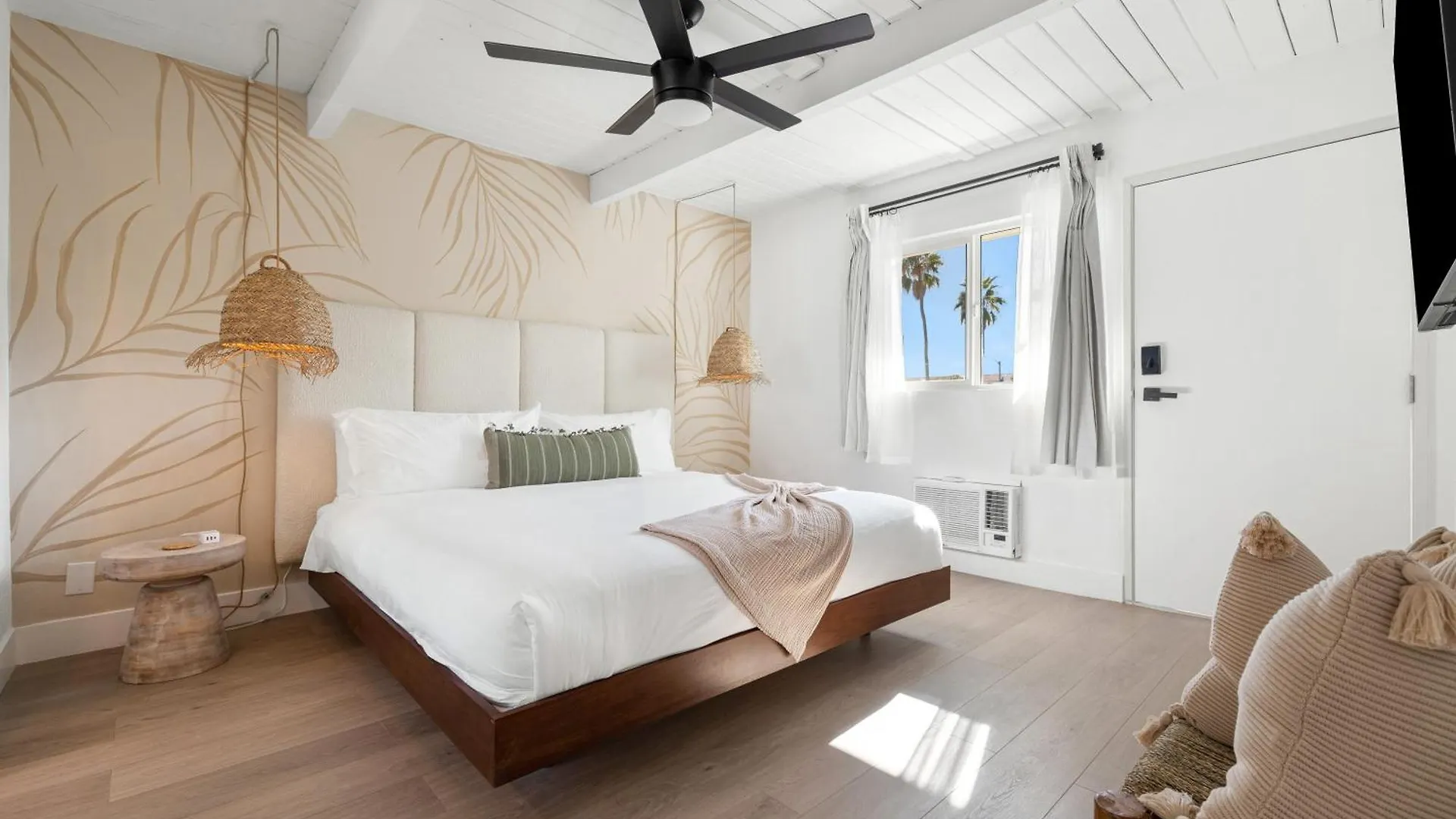 The Maya Hotel Palm Springs