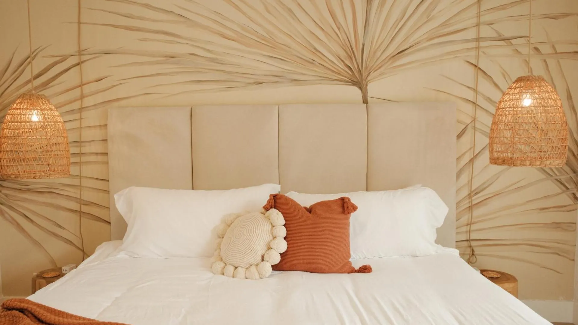 The Maya Hotell Palm Springs 0*,